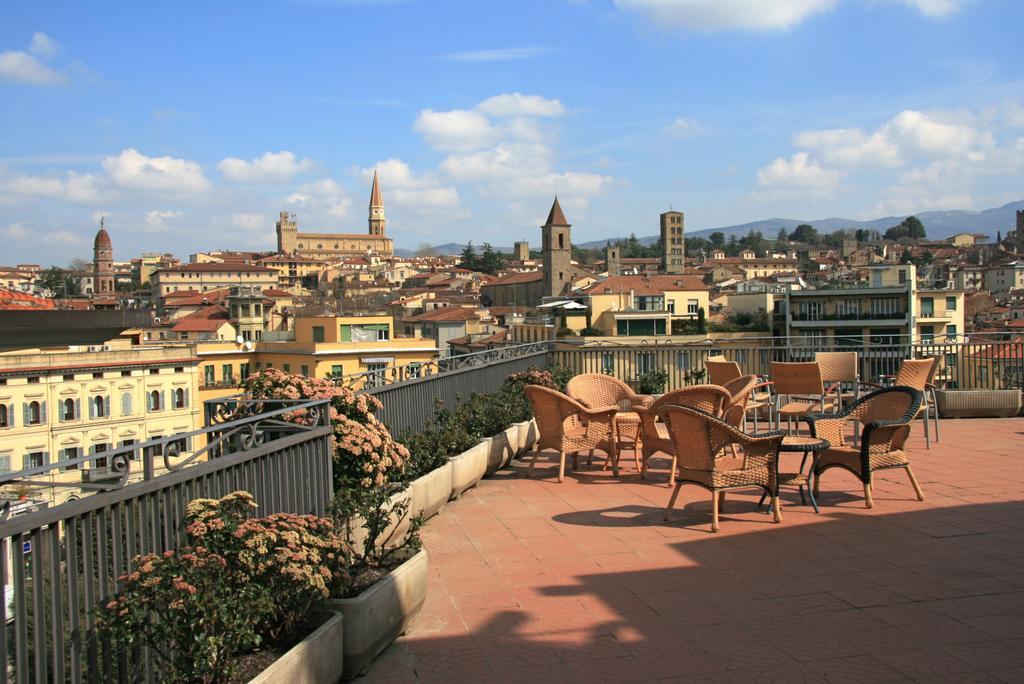 HOTEL CONTINENTALE AREZZO 4 Italy from 124 HOTELMIX